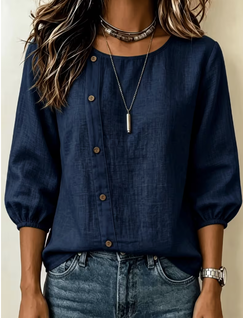Asymmetrical 3/4 button top